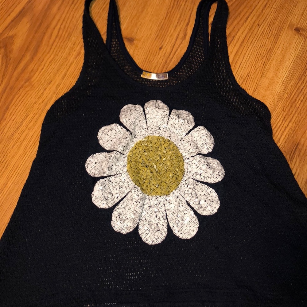 Flower mesh tank top